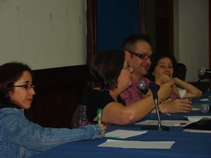1-seminario-de-politicas-publicas-discute-interacao-entre-psicologia-e-o-publico01-300x225.jpg
